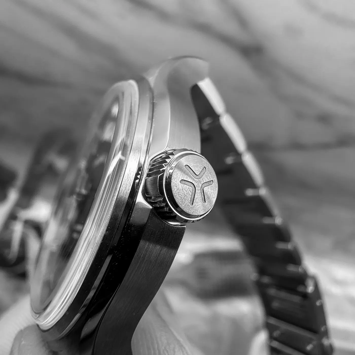 Chapter 1 worn — everyday shot 16